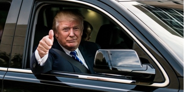 Donald Trump in masina