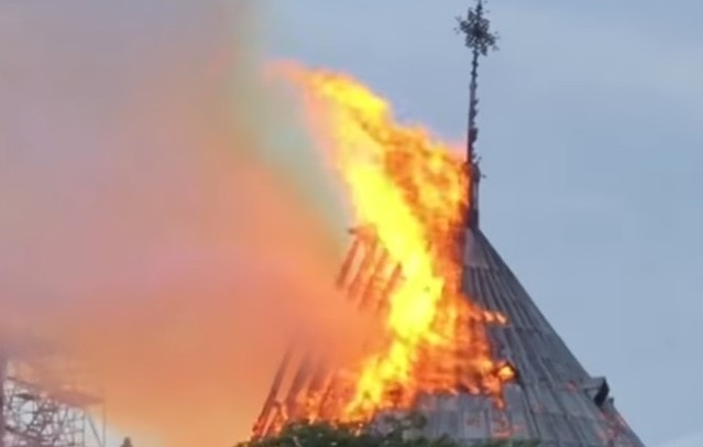 Catedrala Notre-Dame, incendiu Catedrala Notre-Dame