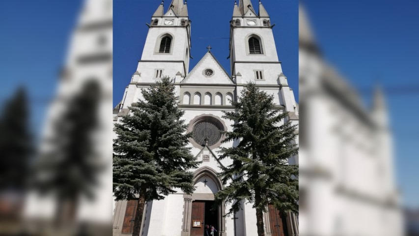 https://cdn.g4media.ro/wp-content/uploads/2020/01/Arhiepiscopia-Romano-Catolic%C4%83-de-Alba-Iulia-sursa-site-propriu.jpg