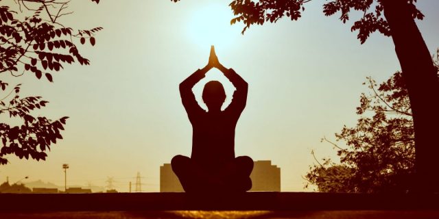 Meditaţia profundă şi regulată poate „îmbunătăţi microflora intestinală” – studiu