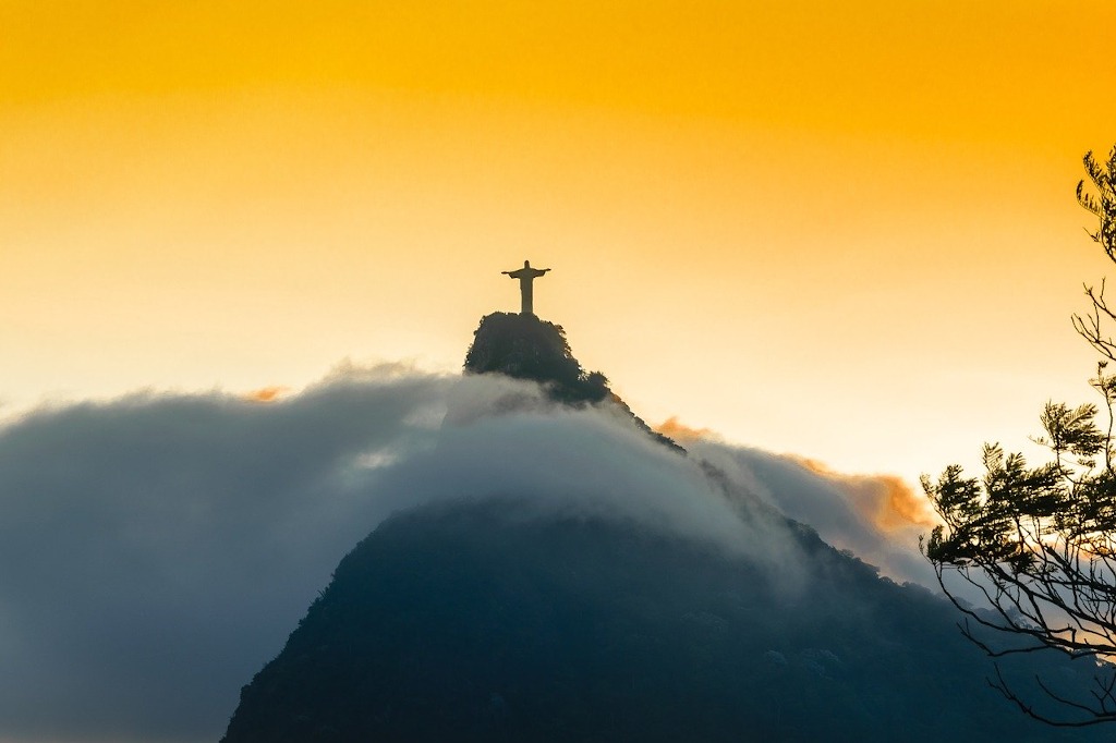 https://cdn.g4media.ro/wp-content/uploads/2020/05/Rio-de-Janeiro-Brazilia.jpg