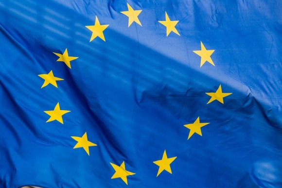 https://cdn.g4media.ro/wp-content/uploads/2020/05/comisia-europeana-UE-Uniunea-Europeana-steag-sursa-CE.jpg