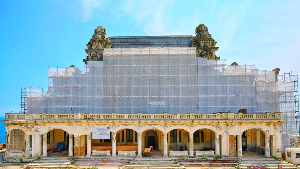 Approval builder vacuum Fotografii spectaculoase din Cazino. Monumentul Art Nouveau de pe faleza  Constanței se află în plin proces de restaurare