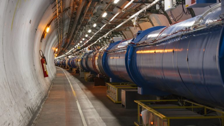 Foto: Acceleratorul de particule de la Centrul European de Cercetări Nucleare (CERN) / Sursa: Facebook