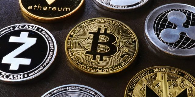 De ce bitcoin s-a prăbușit cu 53% și ce înseamnă pentru criptomonedă - Tavex