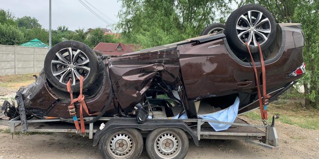 Accident în Pantelimon, mașina trecuse de barierele de cale ferată din Brănești
