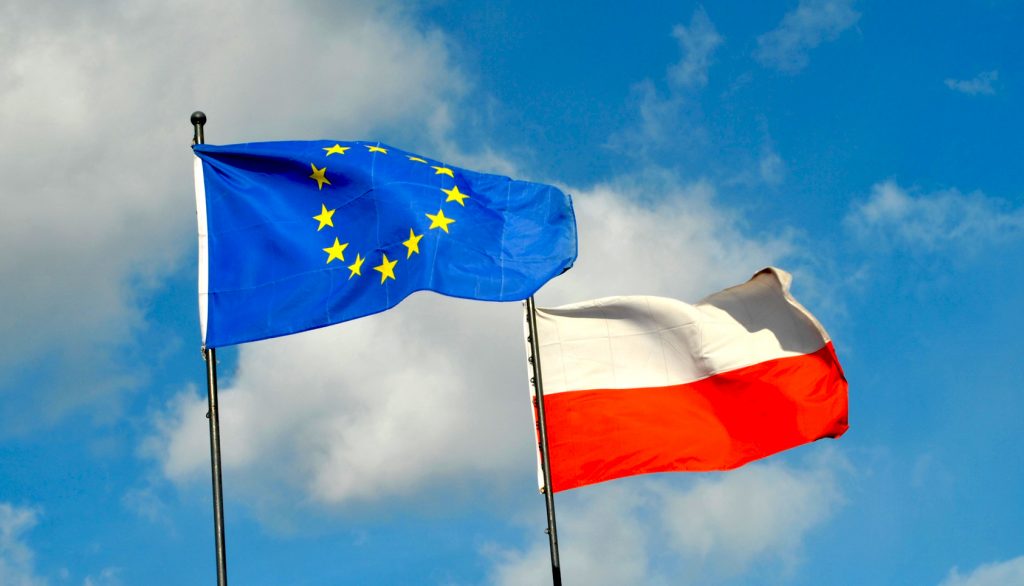 polonia, polexit, ingerinta, uniunea europeana, steag, drapel