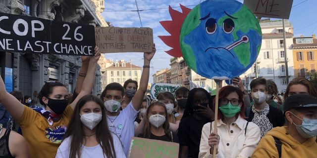 greta thunberg, protest, defilare, manifestatie, activism, mediu, activist, clima, schimbari climatice, incalzirea globala