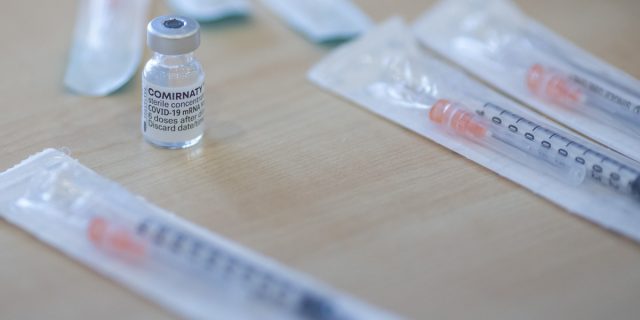 Trei maratoane de vaccinare în trei oraşe din județul Hunedoara, în weekend