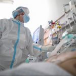 terapie intensiva ATI pacienti covid-19 coronavirus pandemie spital masca oxigen intubare spital