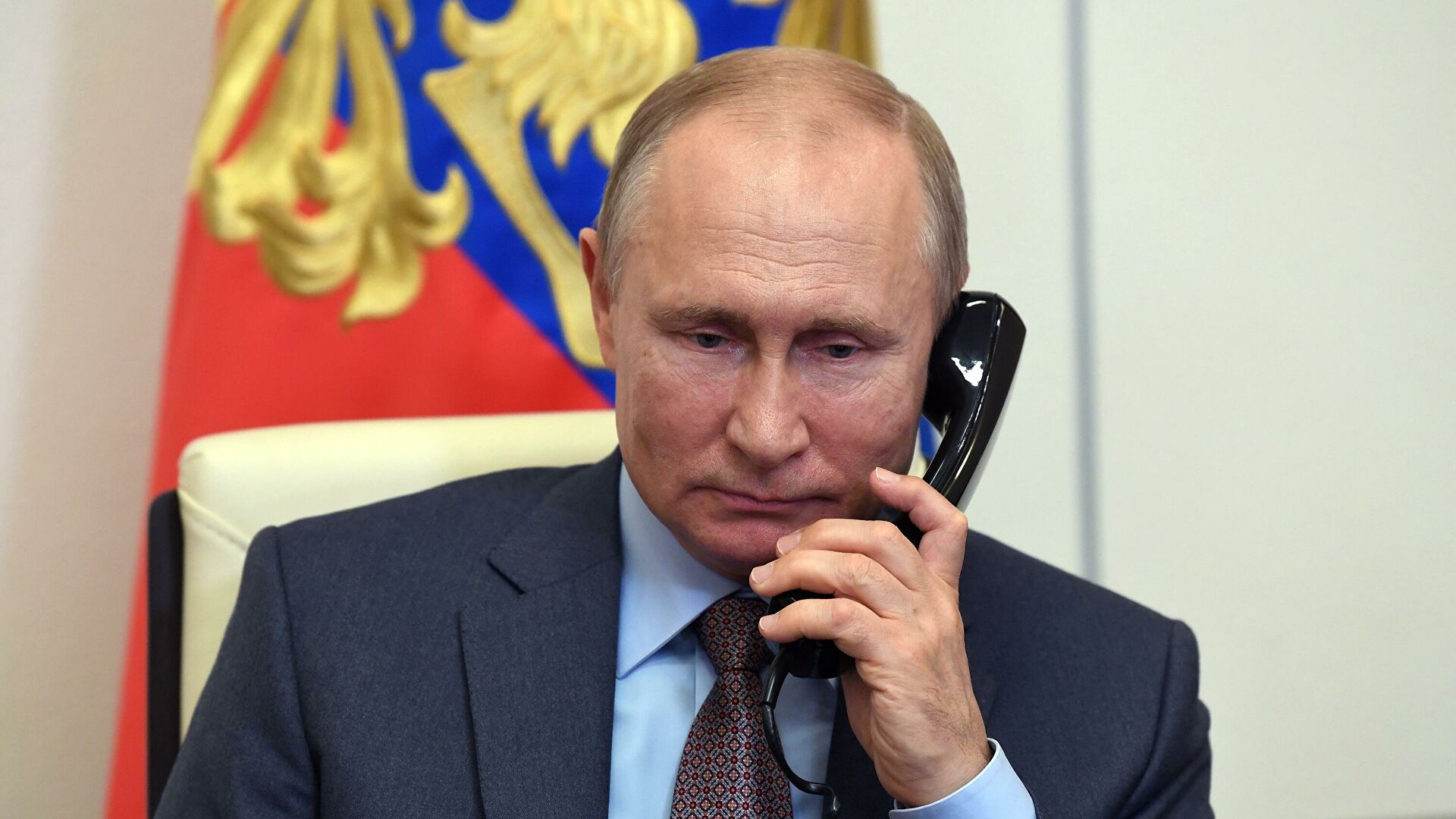 vladimir putin, telefon, rusia, presedinte rus, ucraina, kremlin