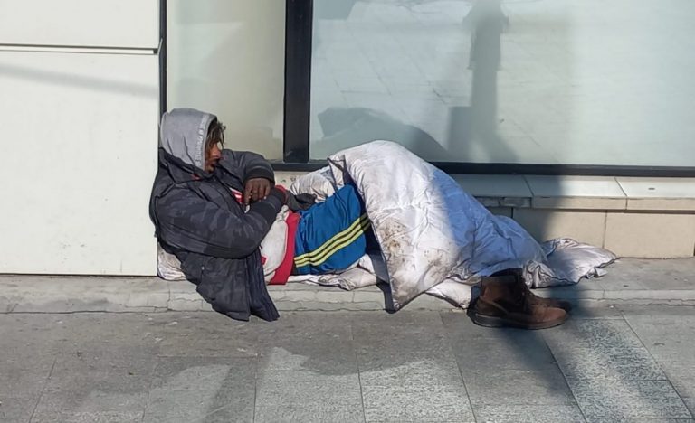 Homeless, persoana fara adapost