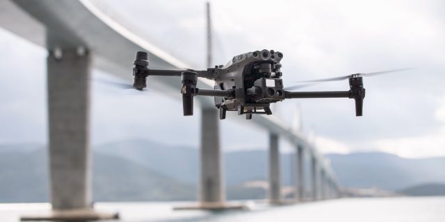 monitorizare aeriana, drona, DJI, drone, supraveghere, spionaj, filmare, zbor, aer