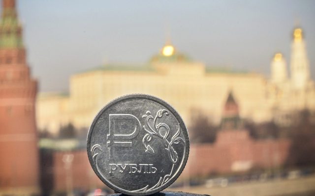 rubla, ruble, moneda ruseasca, rusia, moscova, kremlin, gaze, petrol