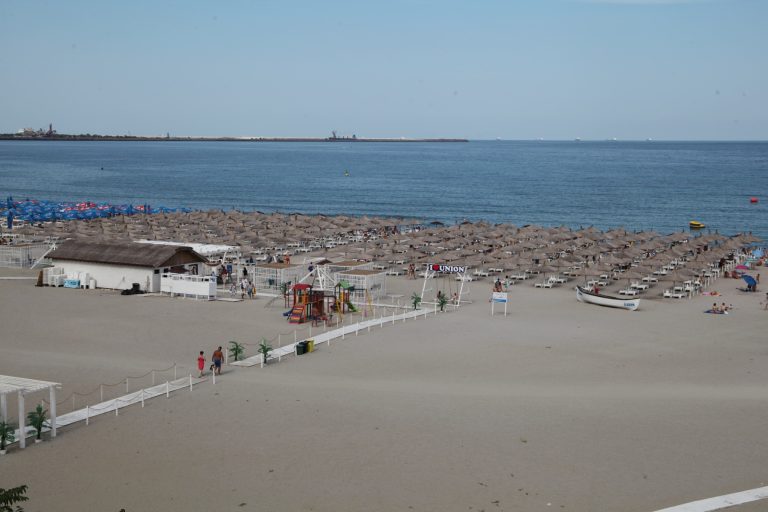 eforie sezon estival litoral turism turisti