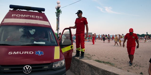 plaja costinesti litoral smurd pompieri