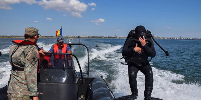 scafandri : Fortele Navale Romania