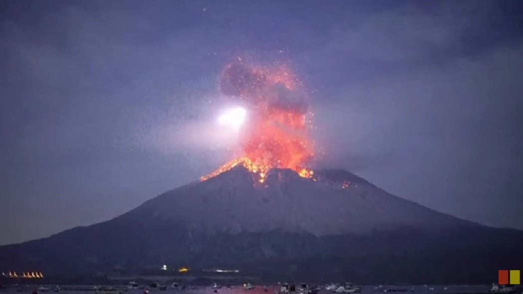 vulcan eruptie Sakurajima Kyushu japonia lavă