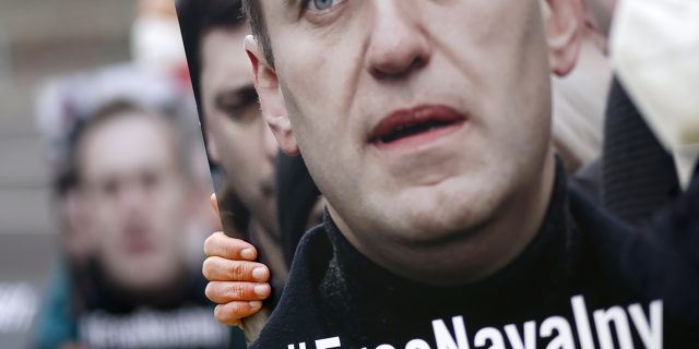 aleksei navalnii, disident rusia, opozitie vladimir putin