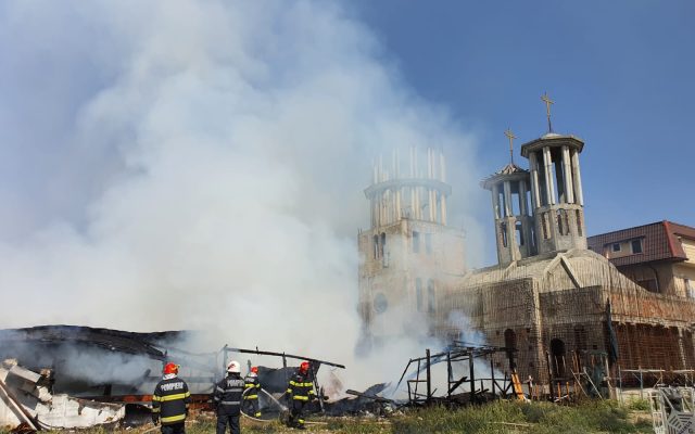 biserica incendiu constanta foc pompieri isu