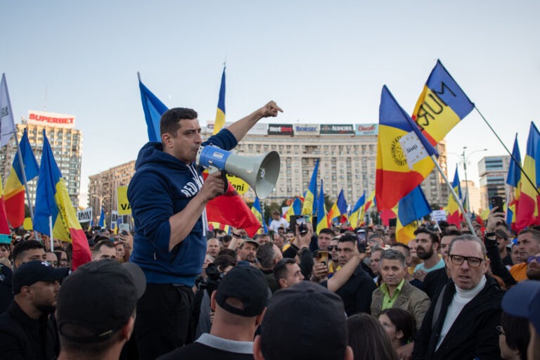 protest, AUR, Alianta pentru Unirea Romanilor, George Simion