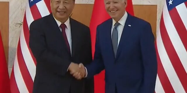 Xi Jinping si Joe Biden