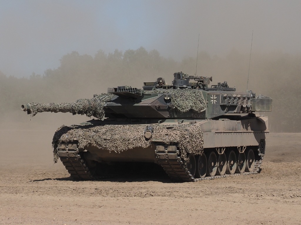 tancuri germane Leopard 2, germania, razboi, blindat, berlin, bundeswehr, armata, militari, soldati