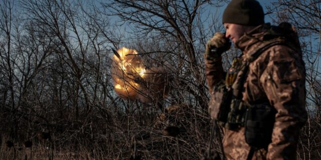 armata ucraina razboi rusia militari soldati explozie atac