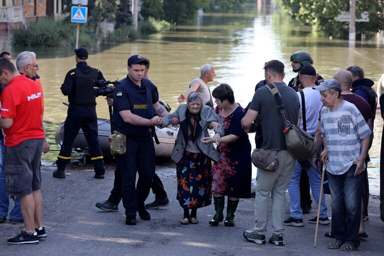 herson, inundatii, razboi, ucraina, nova kahovka