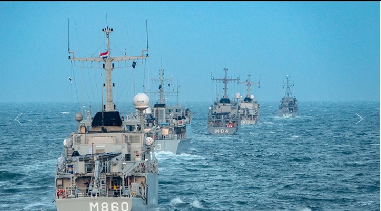 Nave NATO în Marea Mediterană