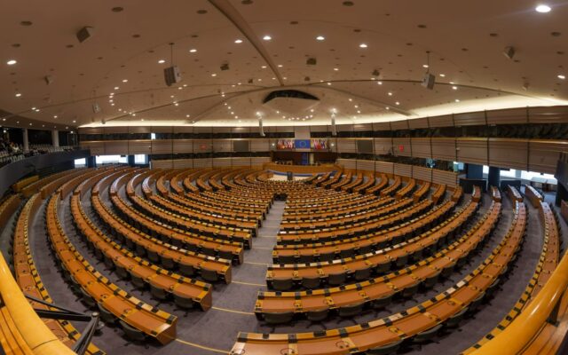 parlamentul european UE uniunea europeana parlamentari europeni bruxelles