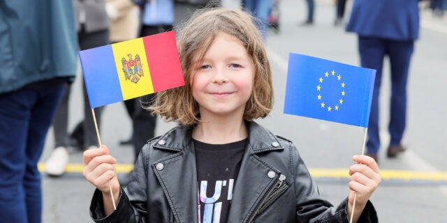 republica moldova, ue, integrare, steagul moldovei, steagul ue