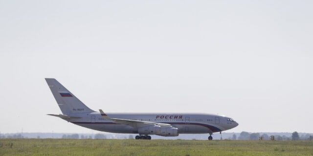 avion rusia in romania, expulzare diplomati