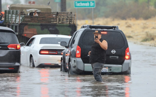 inundatii apa california furtuna