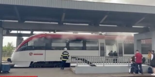 incendiu locomotiva Prahova