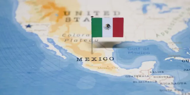Armata mexicană lansează o companie aeriană care promite bilete mai ieftine către Cancun şi alte destinaţii turistice