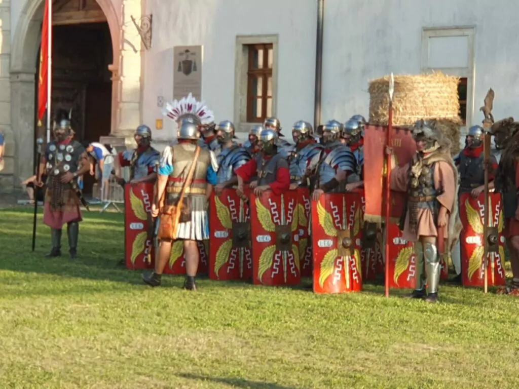 festival alba iulia, cetatea Alba Carolina, daci, romani, medieval, cavaleri, romani