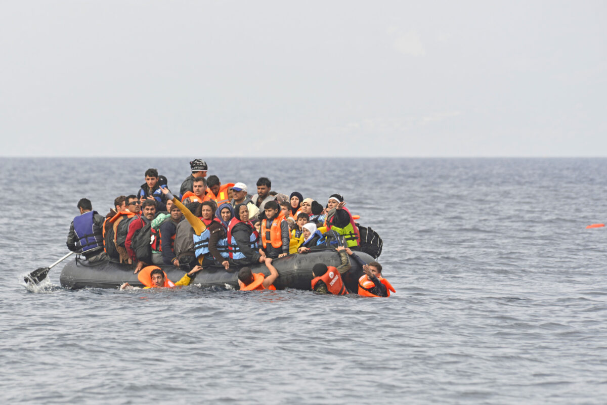 migranti, refugiati, mare, ocean, mediterana