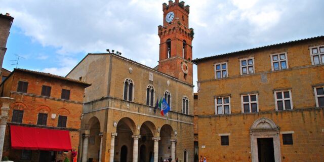 Un oraș italian a redus la tăcere clopotul istoric după ce turiștii s-au plâns de zgomot/ Localnicii spun că nu pot dormi fără el
