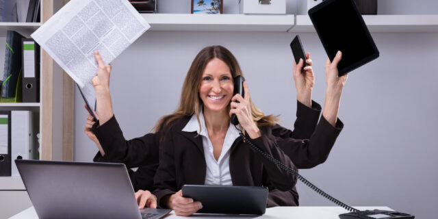 munca, multitasking, om de afaceri, business, birou, workaholic, burnout