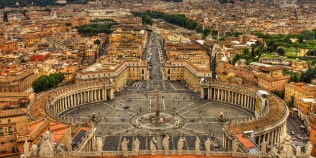 vatican, piata sfantul petru, papalitate, biserica catolica