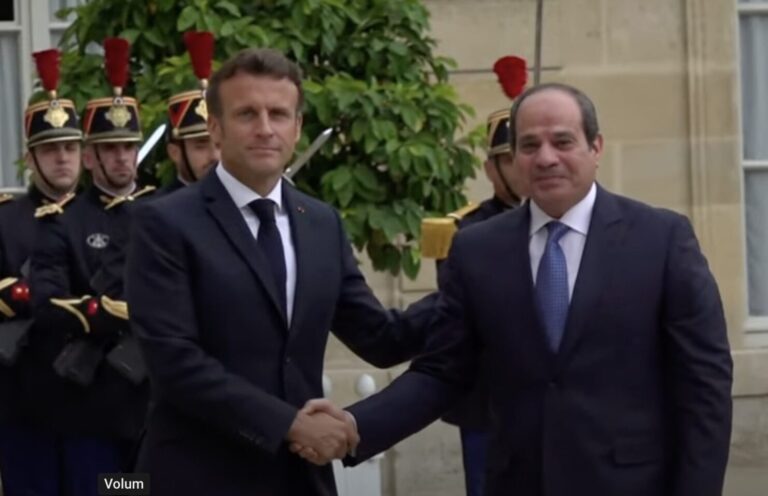 Abdel-Fattah al-Sissi si Macron