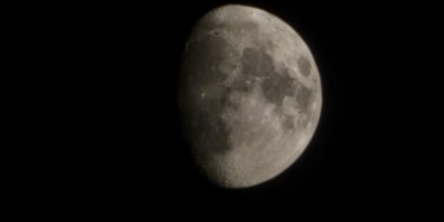 luna satelit pamant eclipsa foto g4media