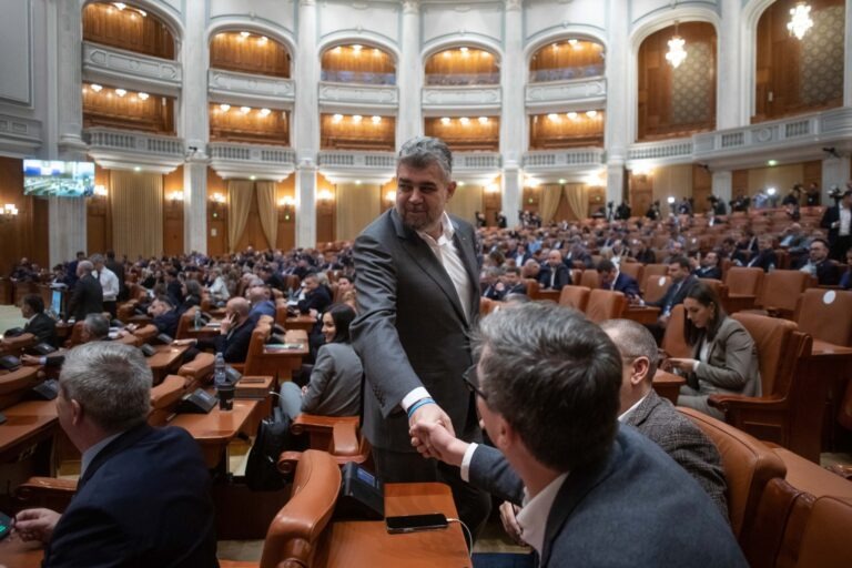 Marcel Ciolacu, premier, vot legea pensiilor, parlament, camera deputatilor