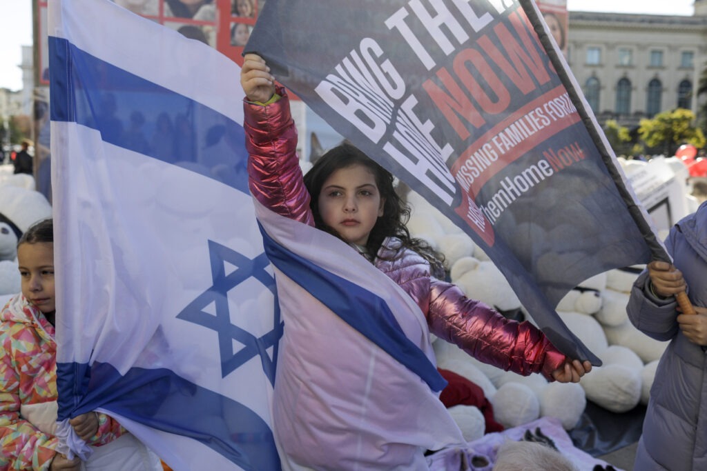 manifestatie bucuresti israel copii rapiti