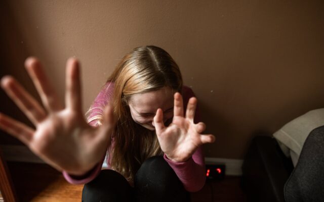 violenta impotriva femeilor agresiune bataie abuz domestic