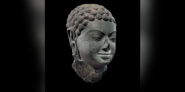 antichitati, statuie buda, budism, cambodgia, muzeul metropolitan de arta new york