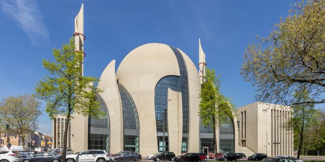 Turcia oprește trimiterea de imami în moscheile germane, anunță ministerul german de interne