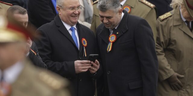Marcel Ciolacu, Nicolae Ciucă, Ziua Nationala, 1 Decembrie, parada militara