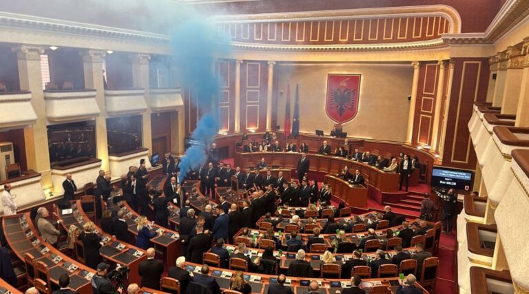 parlamentul albaniei